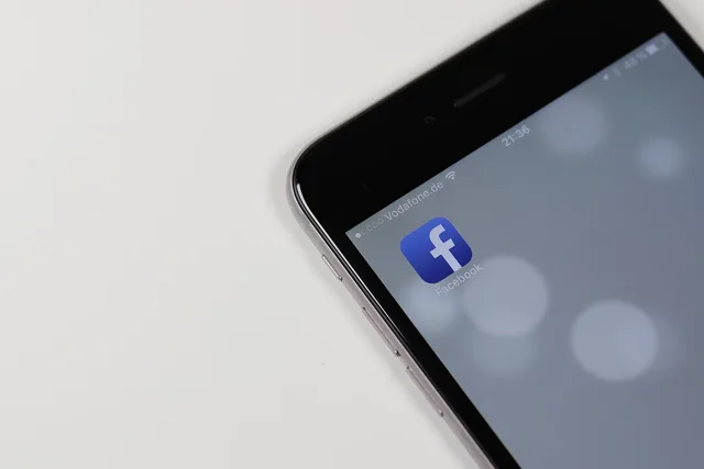 smartphone, app, facebook, social media, mobile, technology, networking, iphone, touch screen, application, phone, facebook, facebook, facebook, facebook, facebook, social media. What does the FCC actually regulate on US social platforms?
