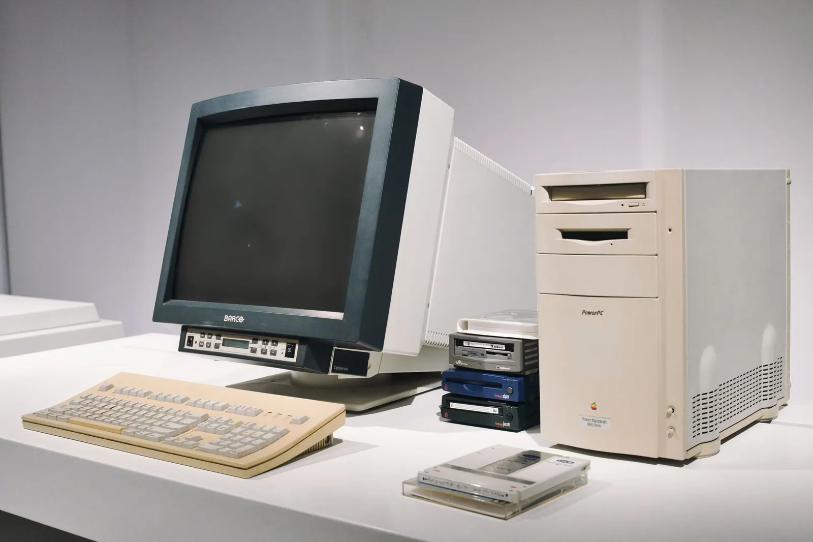 A retro computer setup featuring a classic CRT monitor and vintage CPU, showcasing technology history. Memes and virality updates 2027: facts and context