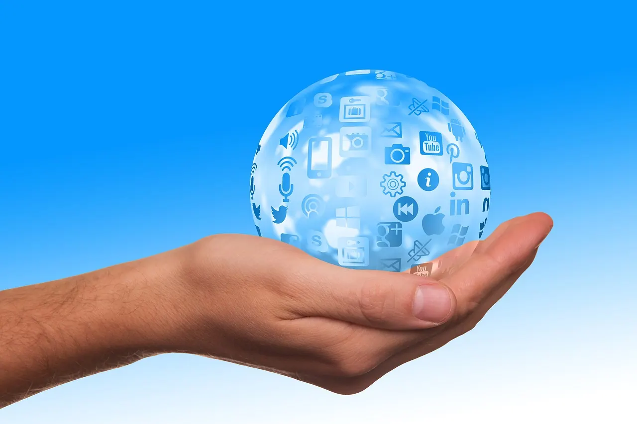 social media, icon, hand, keep, present, presentation, bokeh, soap bubble, networking, online, internet, symbols, www, web, worldwide, world wide web, communication, computer scien. Online status and identity: what to know and why